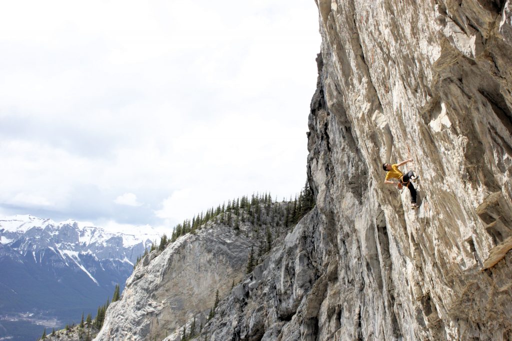 Evan Hau climbs at Coliseum. Photo Kevin Wilson