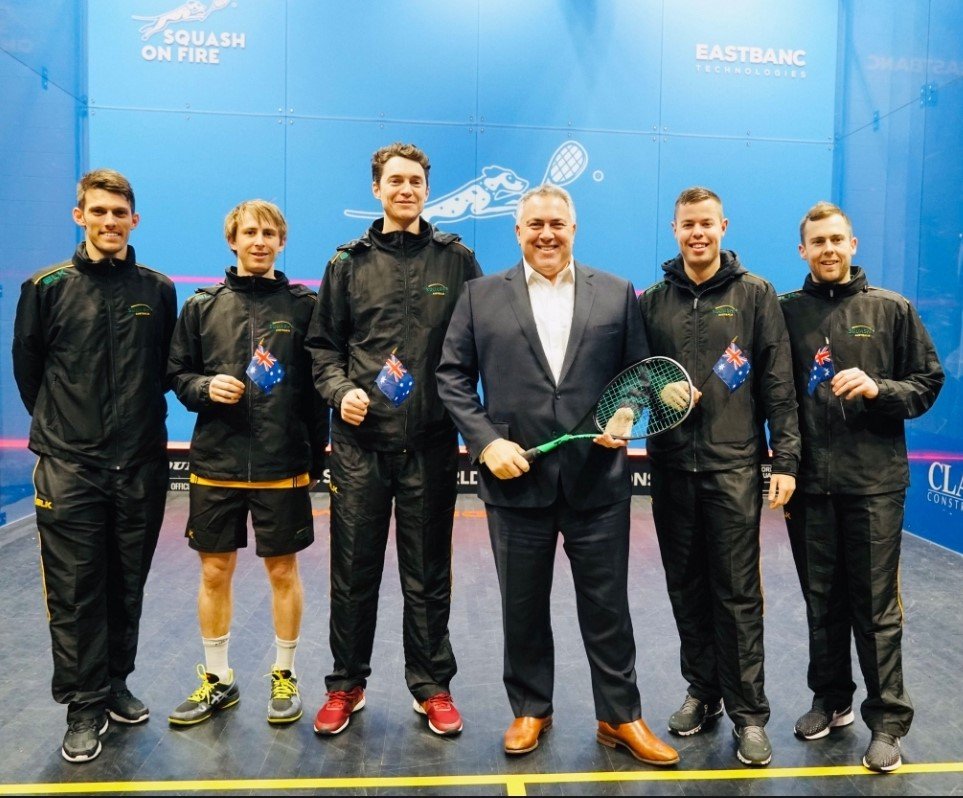 Lachlan Johnson (L) with the Australian men's squash team (Source: Supplied)