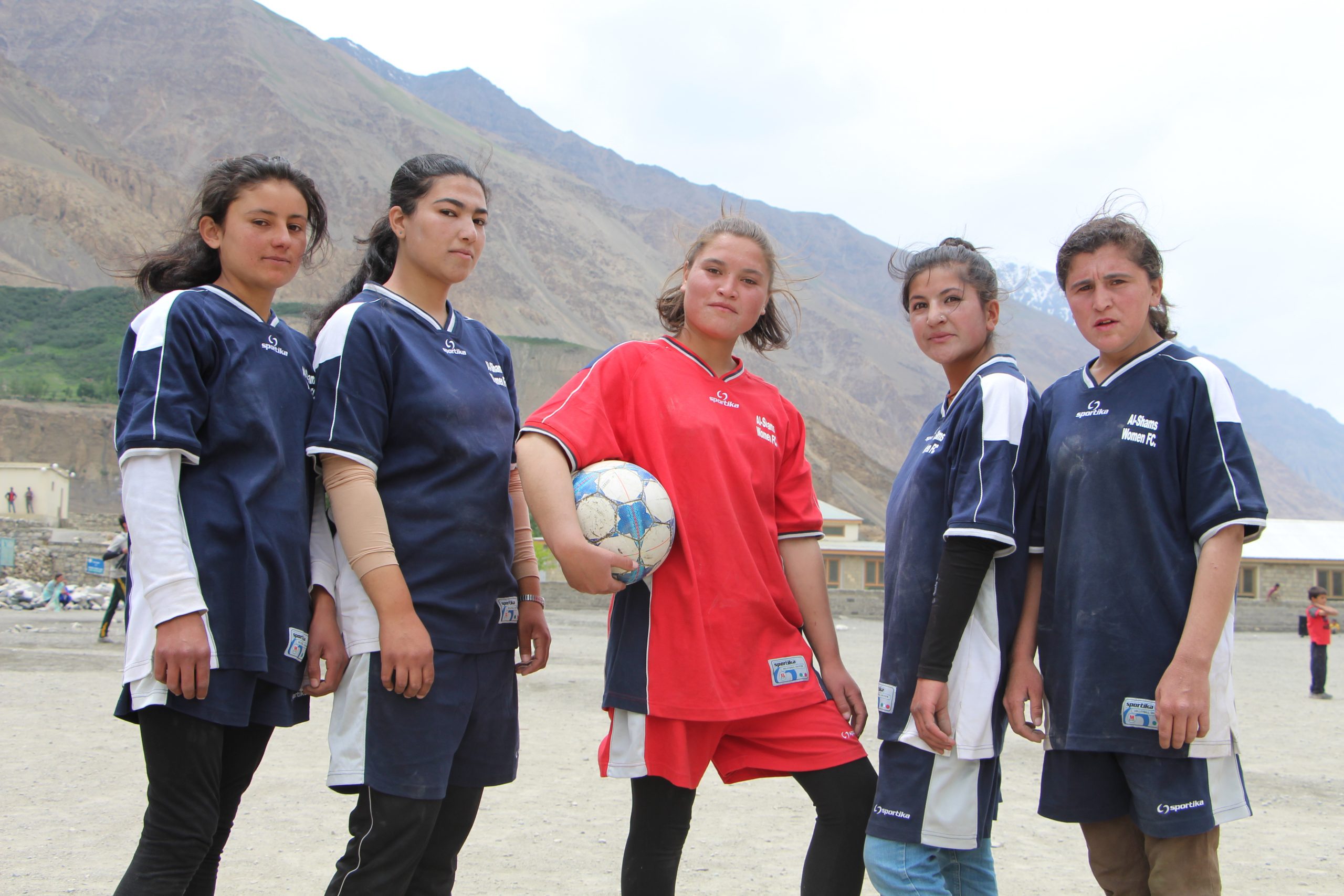 5 of the Al-Shams Women's FC team