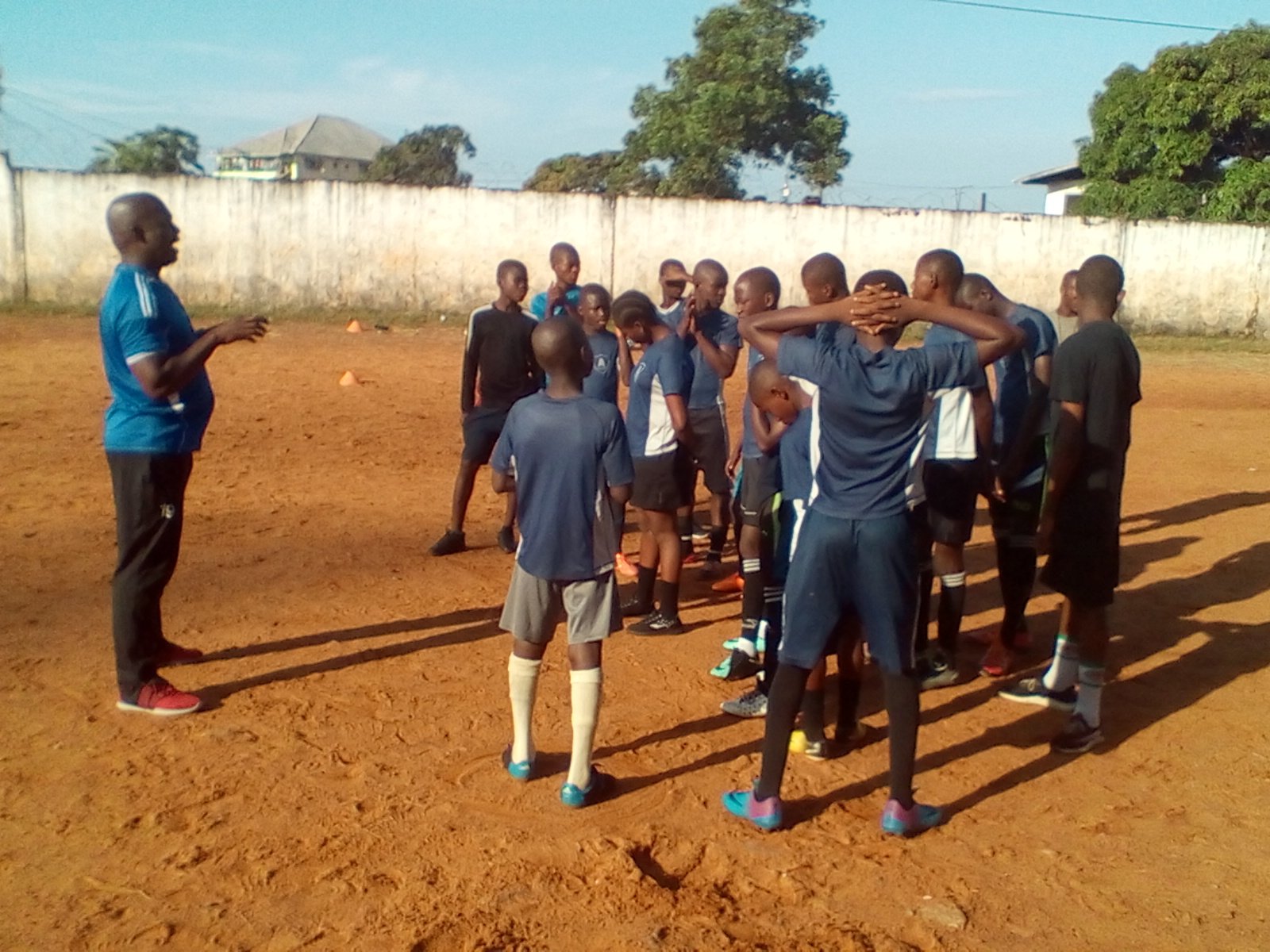 Pappie Jones coaches a young team in Liberia