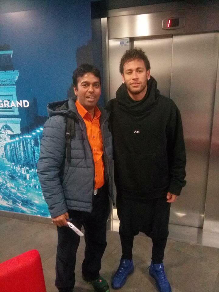 Kumar thapa standing with Jr Neymar at PSG