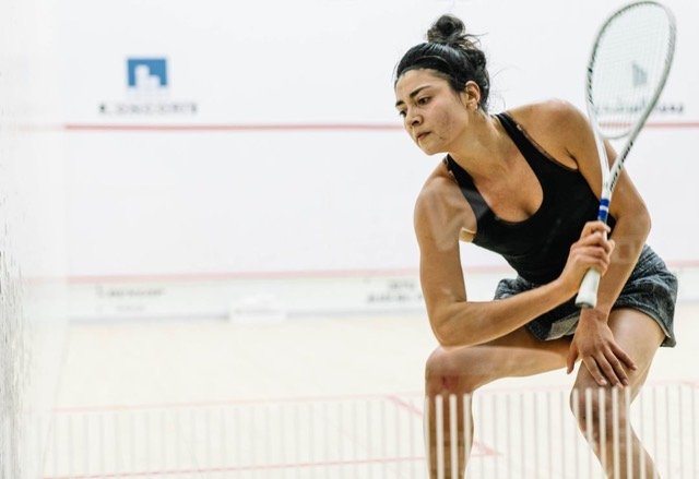Nicole Bunyan playing squash